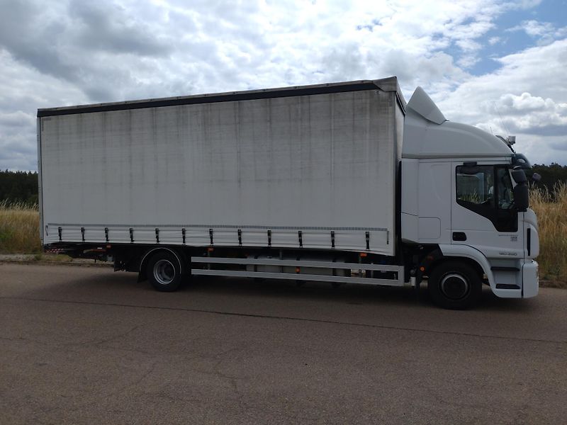 Iveco Eurocargo (2021) 120E28- 19EP- Čelo- 2 Lůžka - fotka 6 z 28