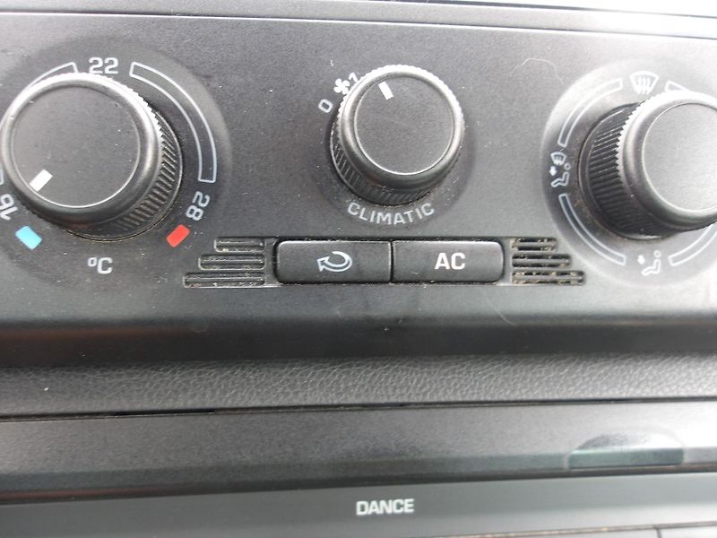 Škoda Roomster 1,6i AUTOMAT !!! - fotka 26 z 28