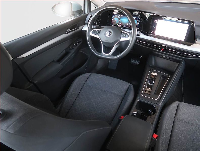 Volkswagen Golf (2020) Life 2.0 TDI, Automat - fotka 7 z 21