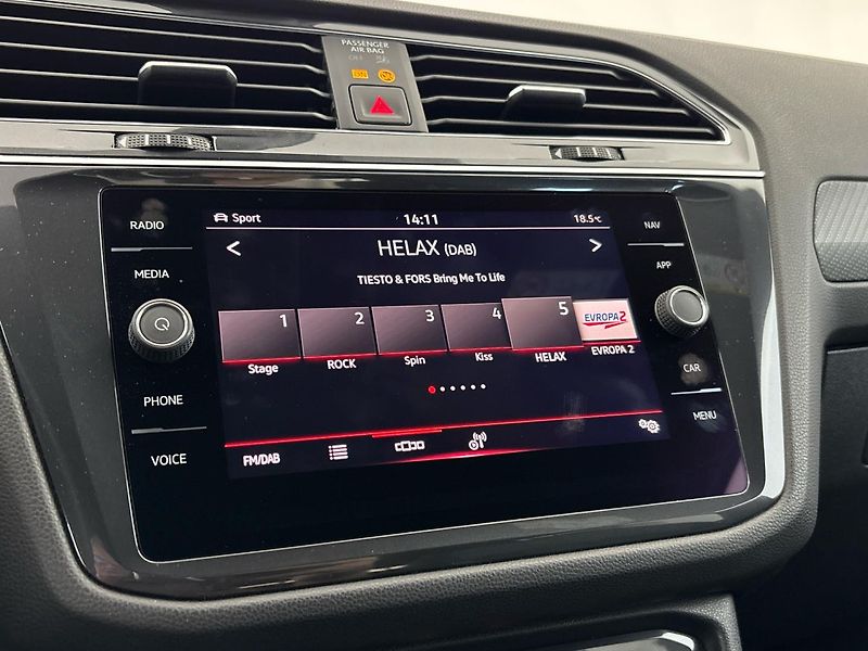 Volkswagen Tiguan R-Line 4MOT DSG - fotka 12 z 31