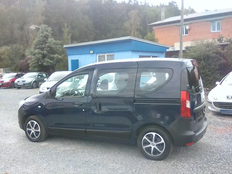 Dacia Dokker (2013) 1.6 MPi Ambiente, 1.majitel - fotka 7 z 31