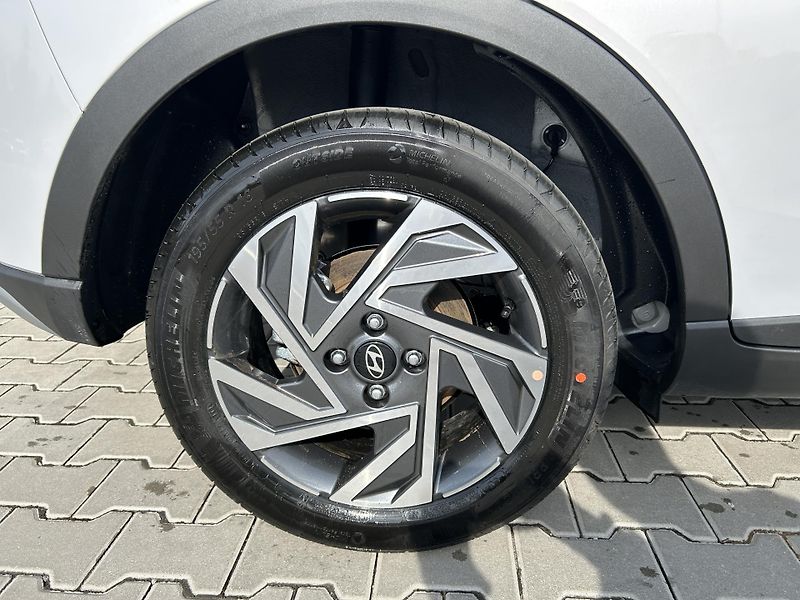 Hyundai Bayon FL 1,2I SMART - fotka 4 z 26