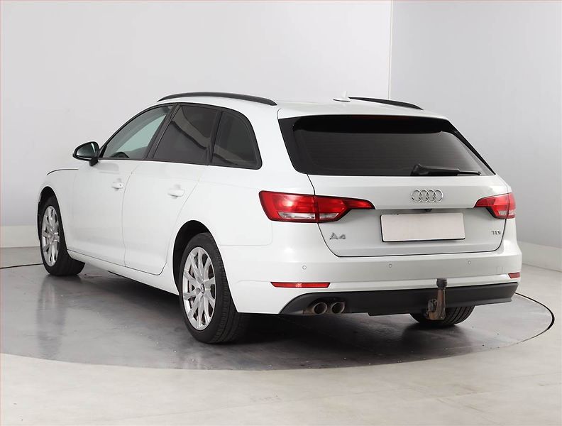 Audi A4 (2017) 2.0 TDI, Serv.kniha, Navi - fotka 4 z 25