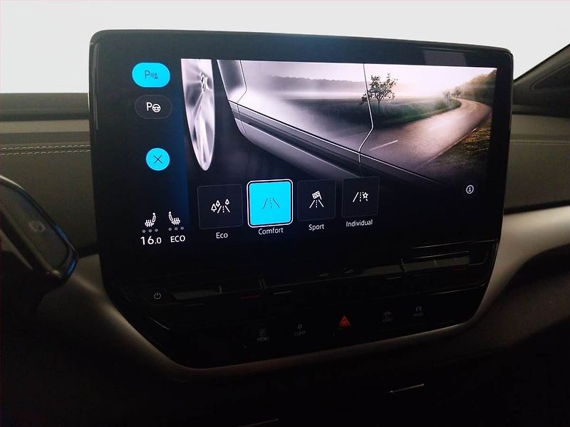 Volkswagen ID.5 (2022) Pro Perf. (82 kWh), SoH 98% - fotka 18 z 26