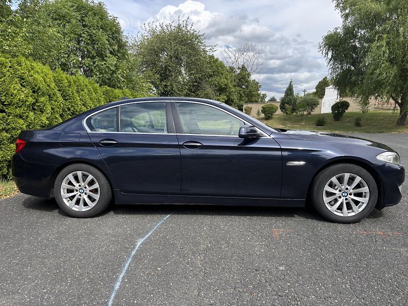 BMW Řada 5 (2012) 525d Individual Nový motor kůž - fotka 4 z 27