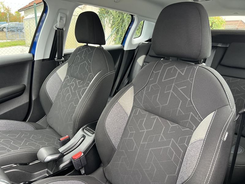 Peugeot 2008 1.2i KAMERA PŮVOD ČR 1.MAJ. - fotka 10 z 44