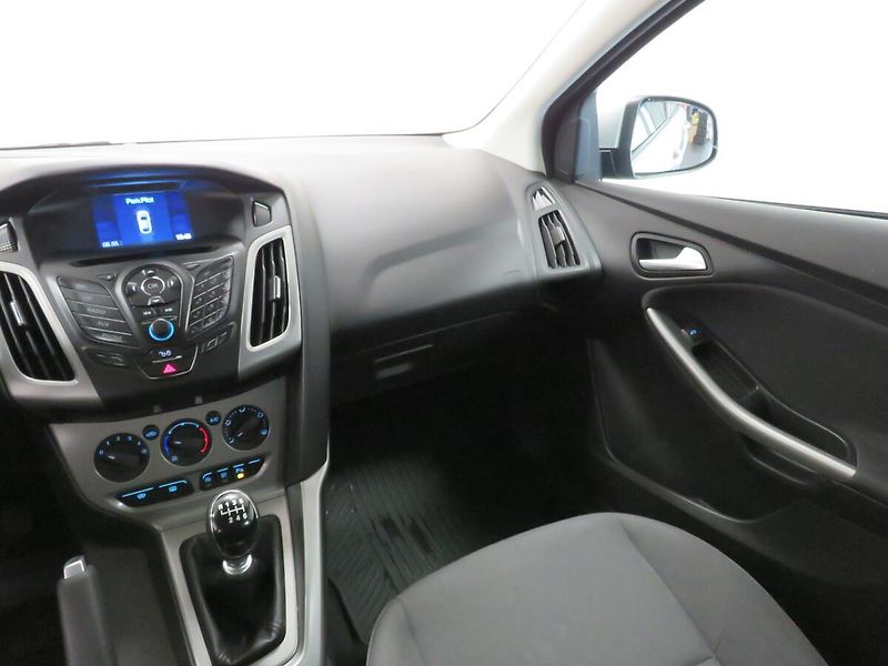 Ford Focus - fotka 15 z 23