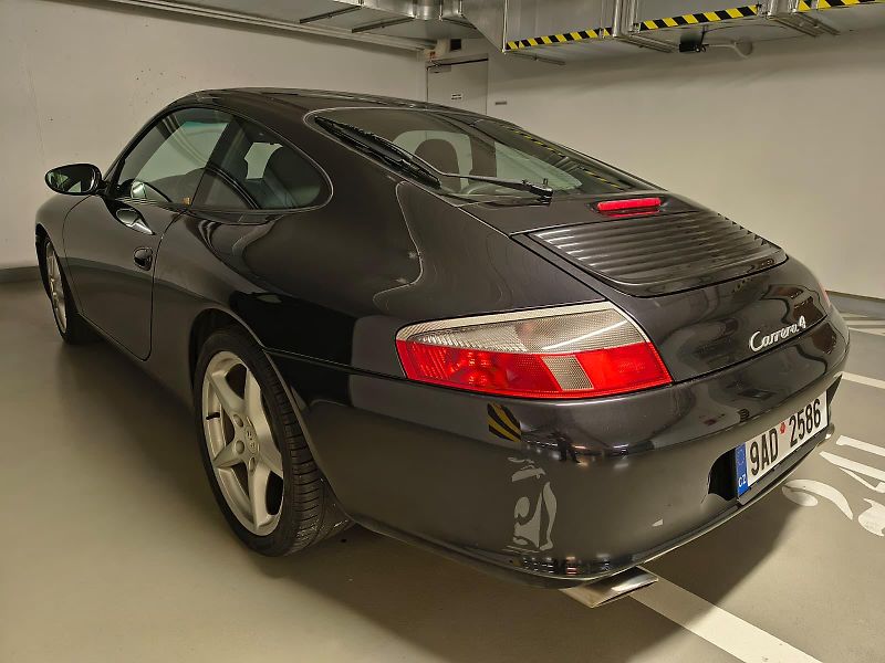 Porsche 911 CARRERA 4 - fotka 7 z 20
