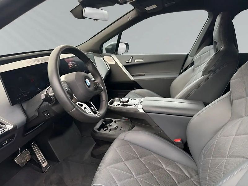 BMW Ostatní (2025) 60/M-Sport/HUD/H&K/pano/360° - fotka 5 z 5