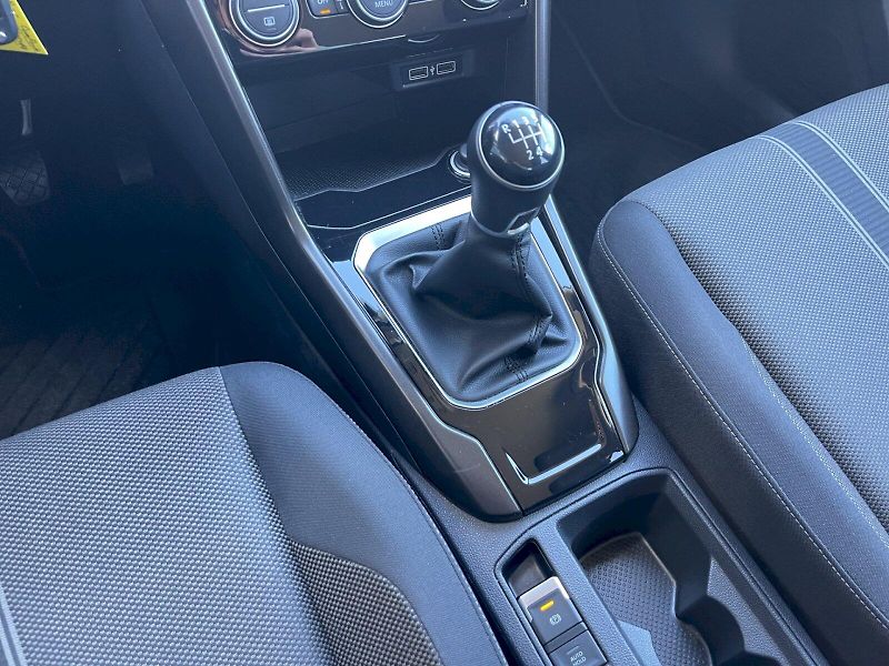 Volkswagen T-Roc (2019) 1.0 TSI 85 kW Comfortline - fotka 11 z 33