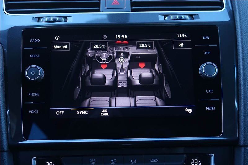 Volkswagen Golf (2020) 2.0 TDI, Automat, Navi - fotka 17 z 22