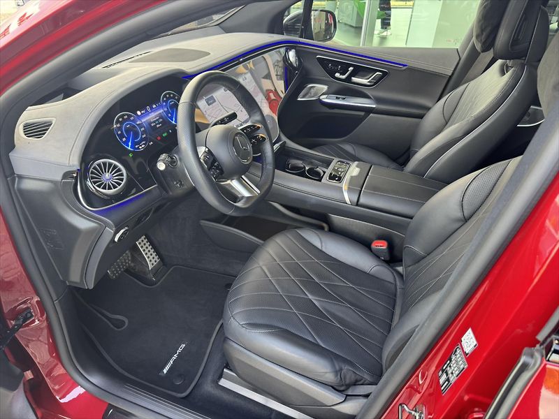 Mercedes-Benz EQE 500 4MATIC SUV - fotka 6 z 36
