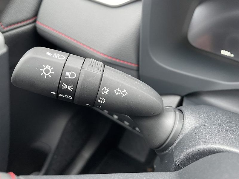 Toyota RAV4 2.5 Plug-in Hybrid ODBĚR 11/26 - fotka 25 z 36