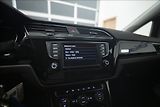 Volkswagen Touran 2,0 TDI MASÁŽ KAMERA VÝHŘEV ČR - náhled 33