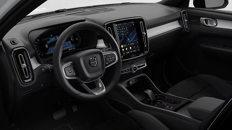 Volvo XC40 (2026) Black Edition Preal White B3 - fotka 9 z 11