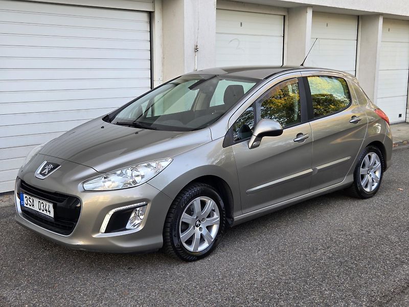 Peugeot 308 (2001) 1.6i 88Kw LPG Tažné  - fotka 2 z 27