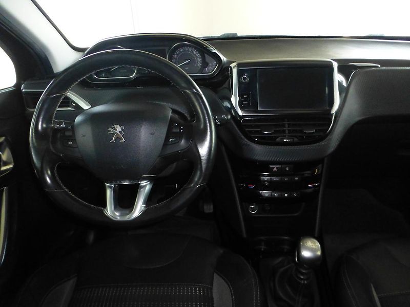 Peugeot 2008 (2015) 1,6HDI-88KW*NAVI*ALU*VYHŘ.SED* - fotka 10 z 17