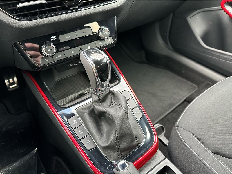 Škoda Fabia Monte Carlo 1,0 TSI 85 kW 7-st - fotka 13 z 24