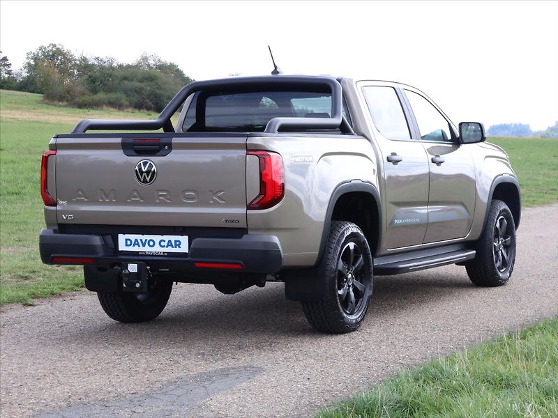 Volkswagen Amarok 3,0 TDi PanAmericana 10AUT 4x4 - fotka 7 z 40