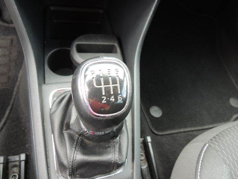 Škoda Rapid (2014) 1.2TSi,77kw,dobrá výbava,xenon - fotka 24 z 45