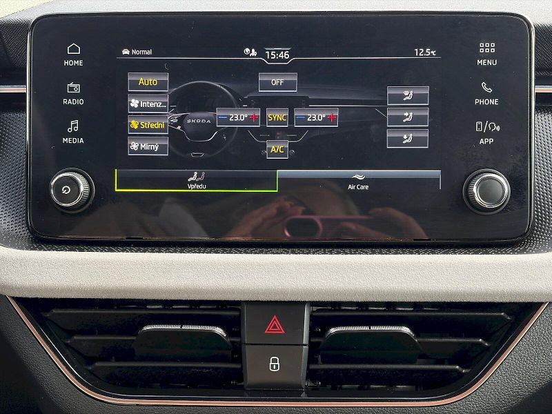 Škoda Kamiq (2025) 1.0 TSI / 85kW / TOP SELECTION - fotka 29 z 35