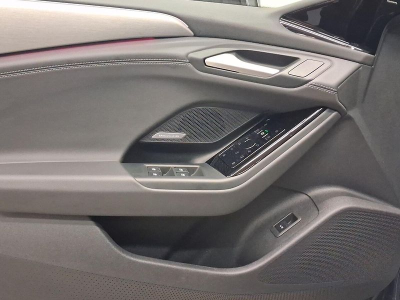 Audi A6 e-tron S-Line Vzduch Matrix Ta - fotka 4 z 9