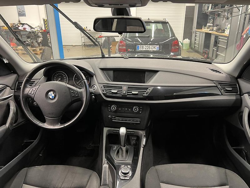 BMW X1 E84 23D 2.0D 150kW XDRIVE - fotka 8 z 13