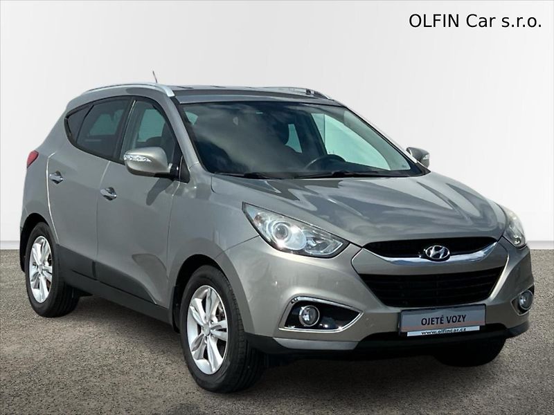 Hyundai ix35 1,7 CRDi 85kW STYLE - fotka 7 z 25