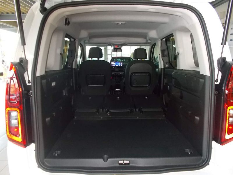 Opel Combo (2026) Edition Plus L1H1 1.2 TURBO (8 - fotka 16 z 34