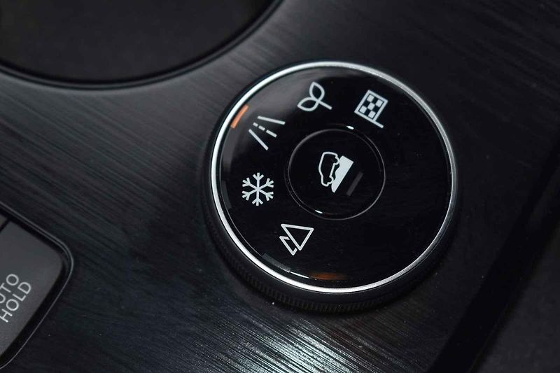 Nissan X-Trail zůstal věrný svým hodnotám i s jiným typem pohonu