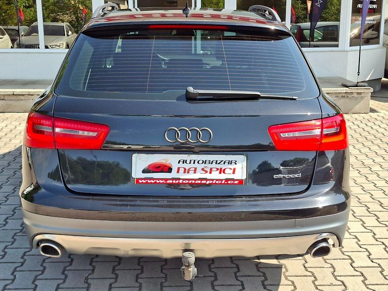 Audi A6 Allroad (2013) 3.0TDI 150kW -TAŽ.ZAŘÍZENÍ - fotka 7 z 45