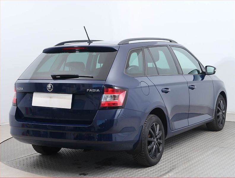 Škoda Fabia (2015) 1.2 TSI, ČR,1.maj, Serv.kniha - fotka 5 z 15
