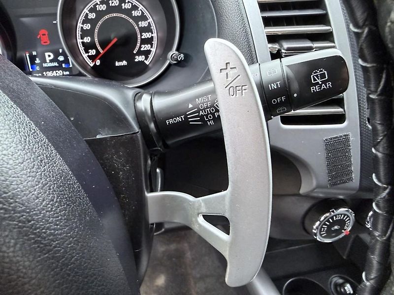 Mitsubishi Outlander 2.2 DI-D 4x4 automat, navigace - fotka 16 z 27