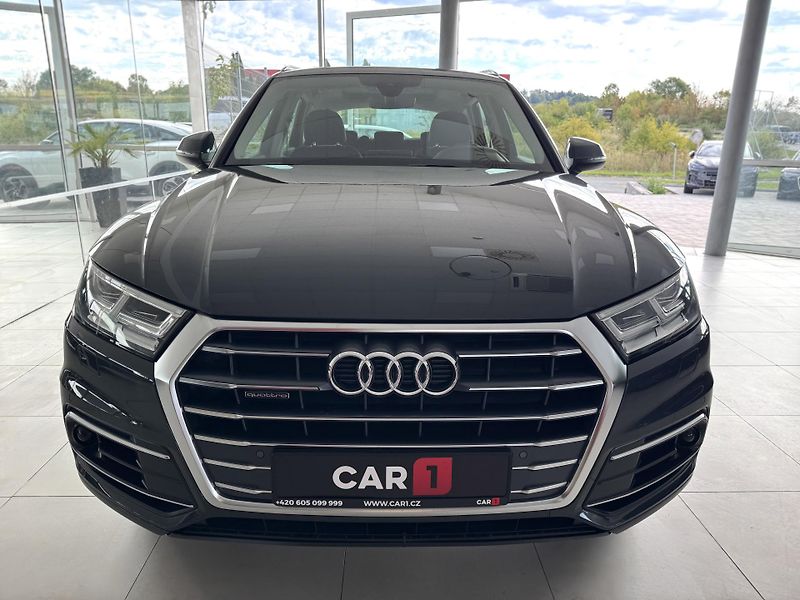Audi Q5 45TFSI Q*Virtual*Panoram*Tažné - fotka 3 z 36
