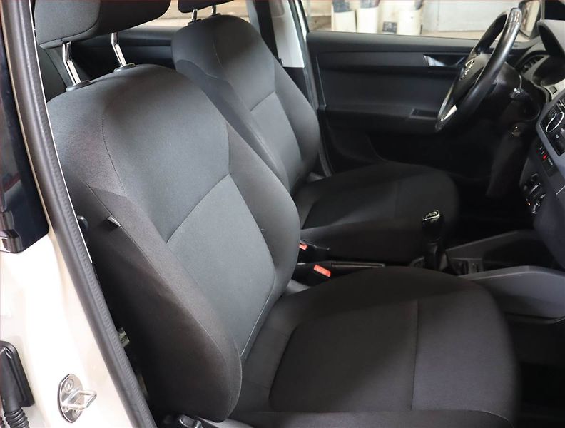 Škoda Fabia (2017) 1.0, ČR,1.maj - fotka 9 z 16