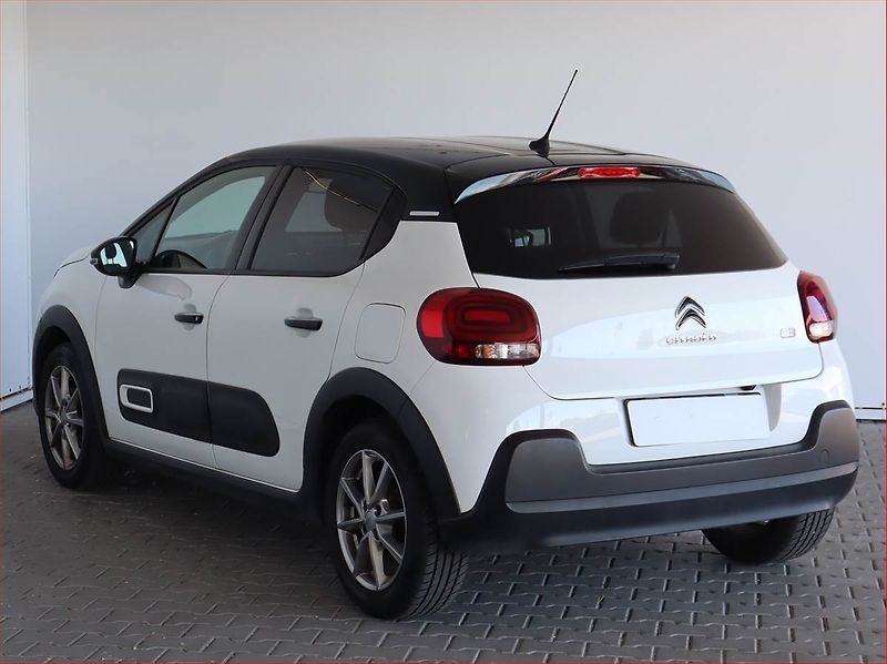 Citroën C3 (2023) 1.2 PureTech, Automat - fotka 4 z 18