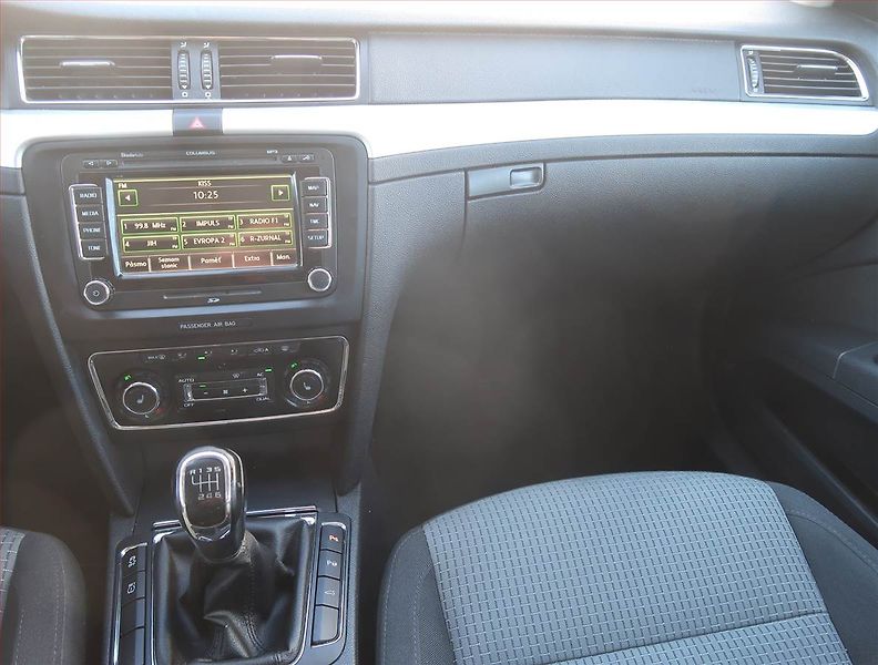 Škoda Superb (2012) Ambition 2.0 TDI, Serv.kniha - fotka 8 z 28