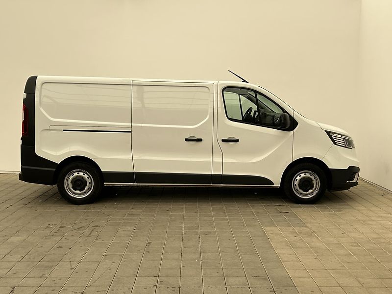 Renault Trafic 2.0 dCi Furgon L2H1 - fotka 6 z 24