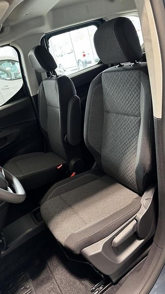 Opel Combo (2024) EditionPlus L1H1 1.2TURBO,81kW - fotka 7 z 12