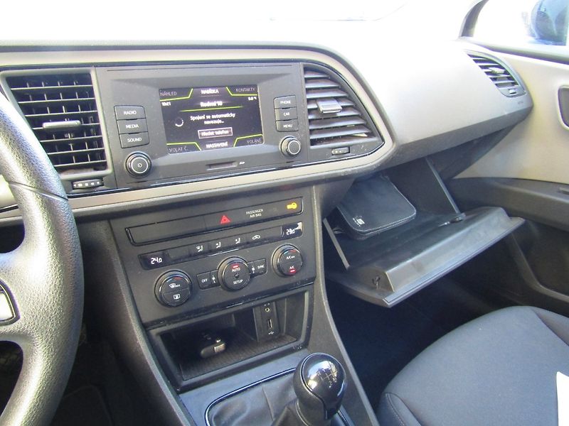 Seat Leon (2017) 1.6 TDI 86kW  EURO 6 - fotka 24 z 30