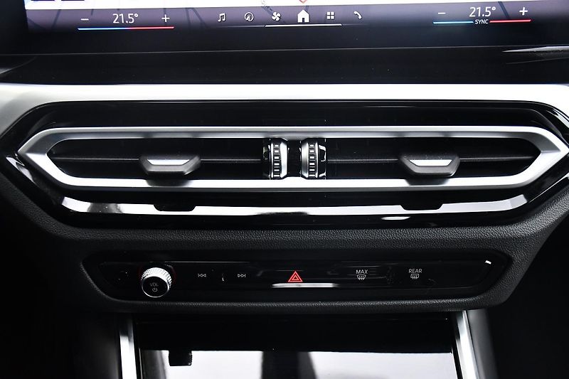 BMW i4 eDrive40 97%SoH - fotka 27 z 38