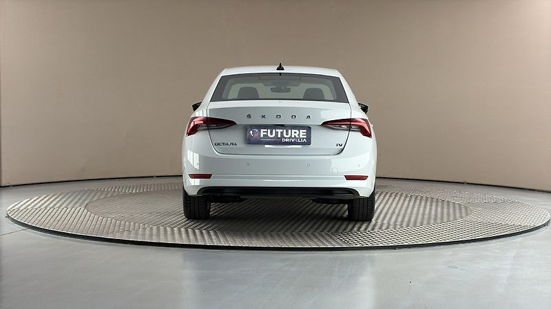 Škoda Octavia 1.4 TSI iV DSG Style - fotka 5 z 26