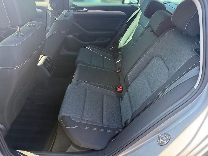 Volkswagen Passat (2023) BUSINESS 2.0TDI 110kW DSG CZ - fotka 8 z 11