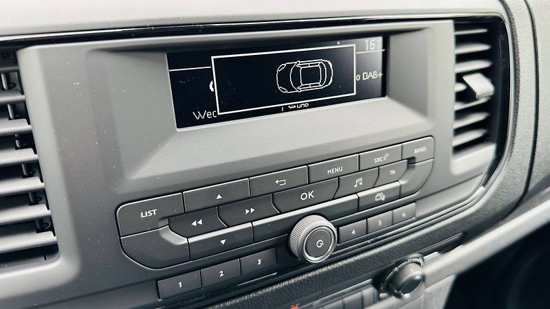 Opel Vivaro Van L1H1 (M) 2.0CDTi MT6 106kW - fotka 15 z 24