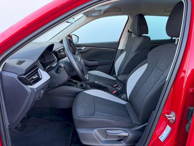 Škoda Kamiq (2025) 1.0 TSI 85kW Top Selection - fotka 5 z 35