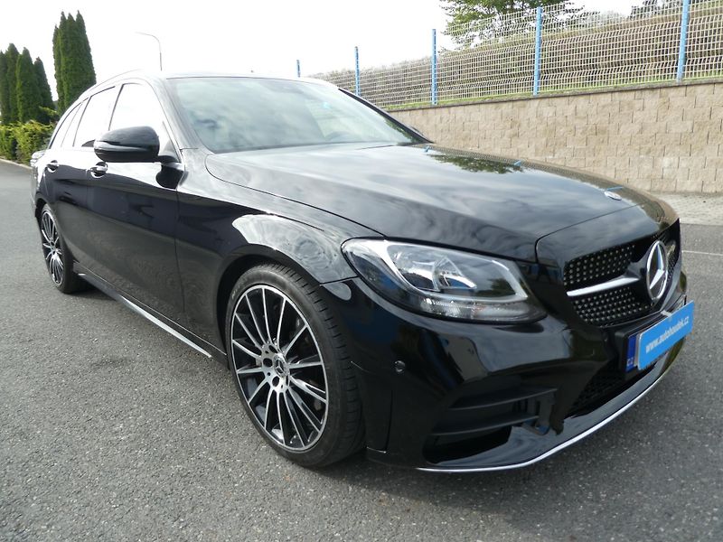 Mercedes-Benz Třídy C C 300D 180kW Kombi AMG LINE  - fotka 2 z 18
