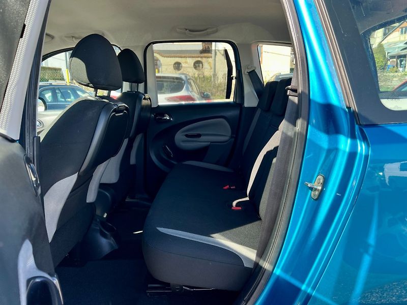 Citroën C3 Picasso (2009) 1.4i 70 kW Servis,Stav,Klima - fotka 13 z 19