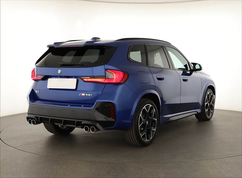 BMW X1 (2025) M35i xDrive - fotka 5 z 23