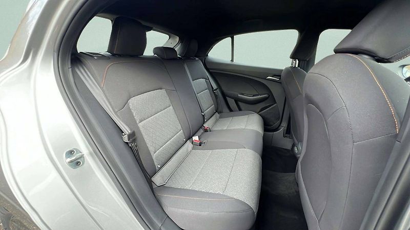 MG MG3 ICE EXCITE 1.5L (85kW/116k) MT - fotka 31 z 37