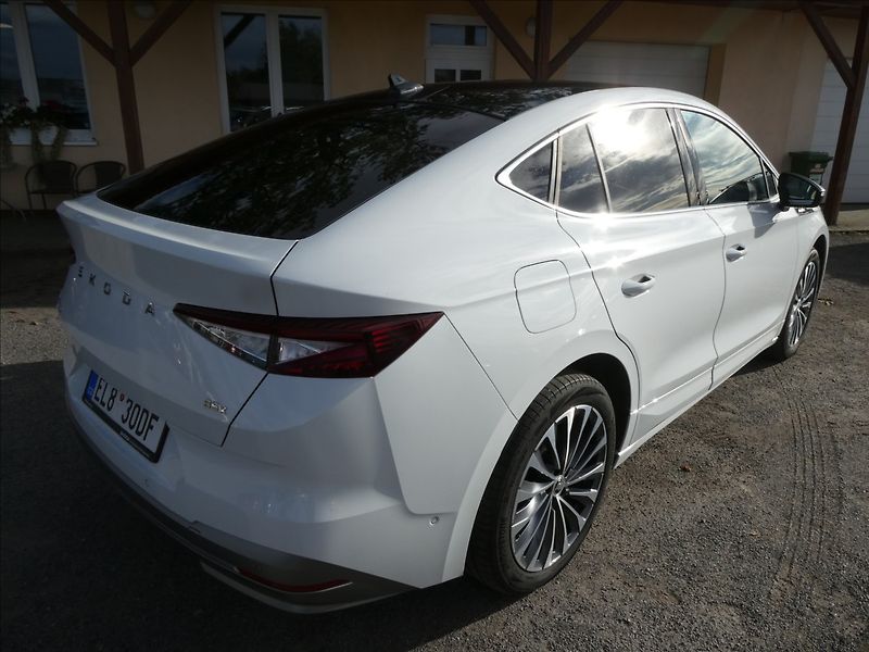 Škoda Enyaq Coupé 85x 210kW Laurin&Klement - fotka 9 z 47